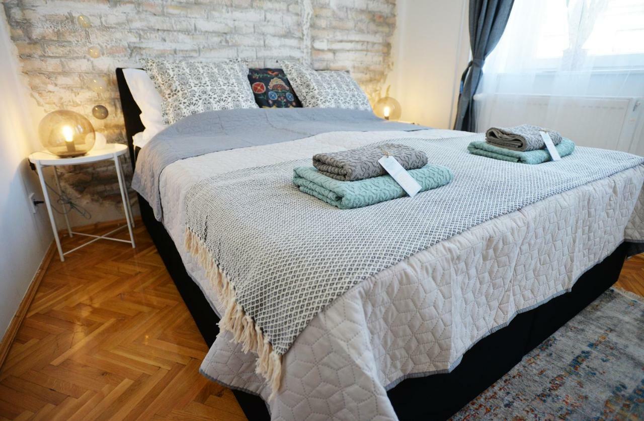 Villa Inda Rooms Eger Esterno foto